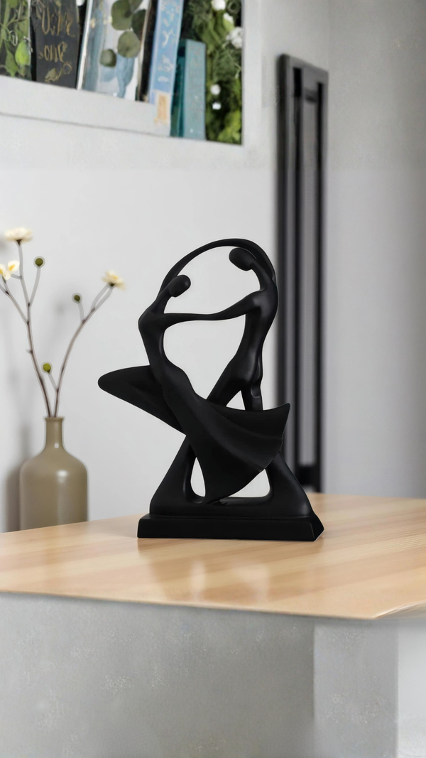 Couple Showpiece